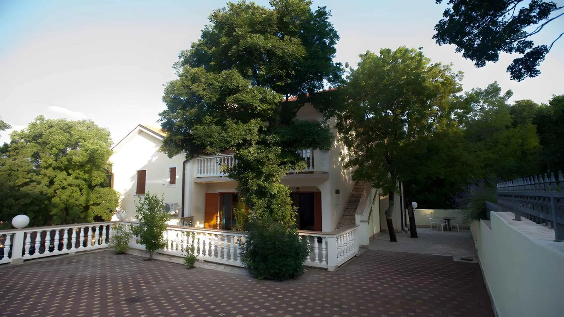 Apartments In Povile 43077